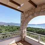 Voula Affittacamere 4*