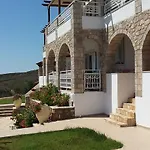 Voula 4*
