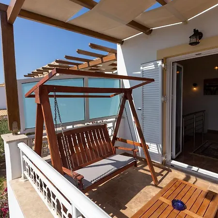 Guest house Voula 4*