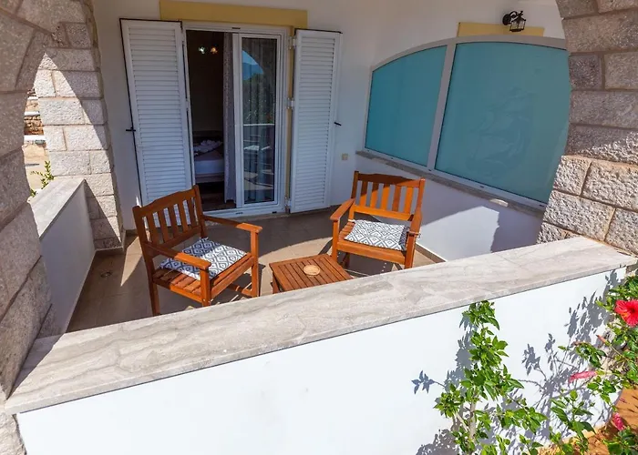 Voula إيلافونيسوس