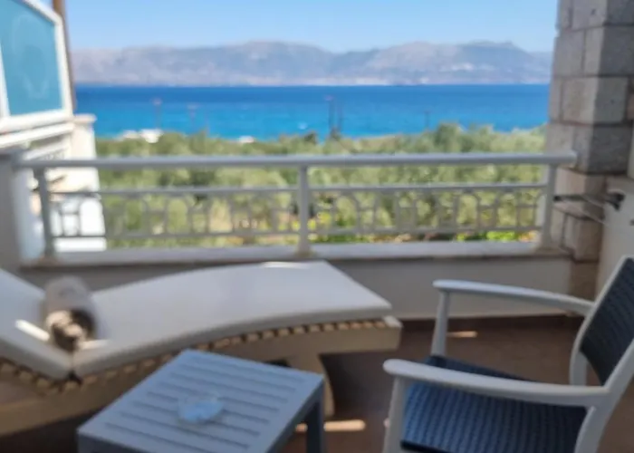 Voula بيت ضيافة إيلافونيسوس