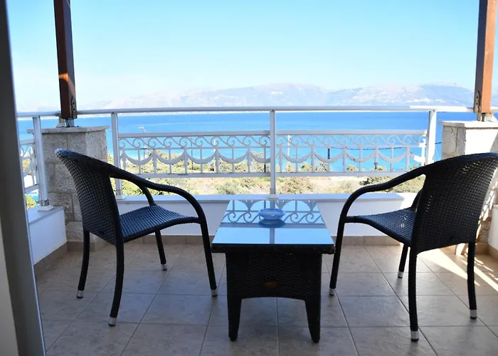 بيت ضيافة Voula 4*